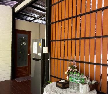 Ban Na San House | บ้านชมธาร บ้านสวนสราญชล