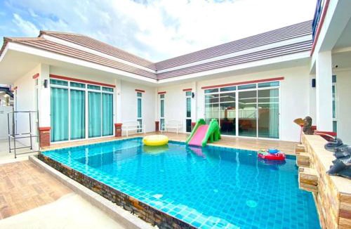 Hin Lek Fai Villa | บ้านชิดหัวหินพูลวิลลา