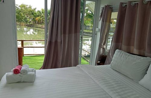 San Sai House | บ้านพักริมทุ่งนา