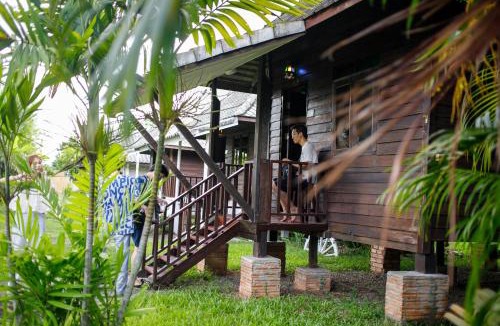 San Sai House | บ้านพักริมทุ่งนา