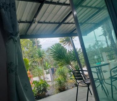 Ban Ta Khun Ski Chalet | บ้านสวนริมทาง