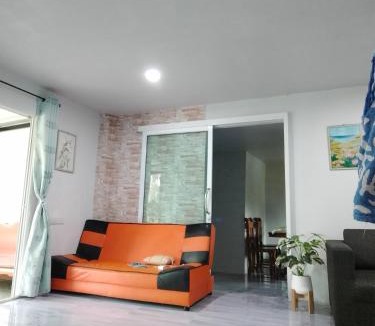 Ban Ta Khun Ski Chalet | บ้านสวนริมทาง