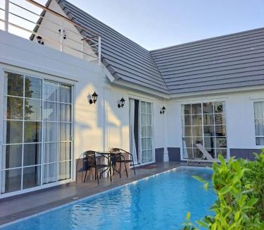 Pong Ta Long Villa | ร็อคกี้ พูลวิลล่า เขาใหญ่ Rocky Pool Villa Khaoyai