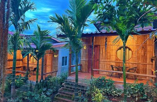 Mok Cham Pae House | ลุงนะ โฮมสเตย์ ปางอุ๋ง แม่ฮ่องสอน