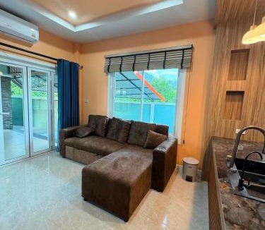 Satun Villa | สวนพร้าวพูลวิลล่า1Suanpraw poolvilla