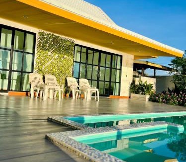 Na Chueak Villa | อินาคา พูลวิลล่า มหาสารคาม
