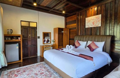 Bo Kluea Resort | อ้อมกอดบ้านสะปัน Omkod Baan Sapan