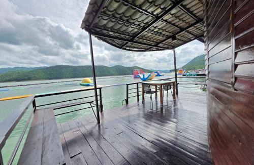Tha Kradan Hotel | เดอะกาญจน์รีสอร์ท- The Kan Resort