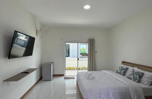 Chaiprakarn Hotel | เรยาห้องพักรายวันLaya Daily room