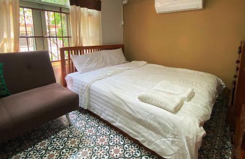 Khlong Luang House | เรือนเงินตรา