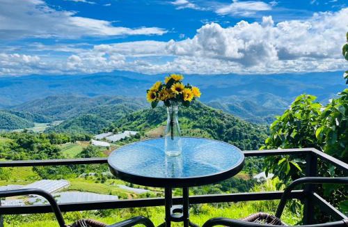 Samoeng Tai House | เหนือดอย แคมป์ปิ้ง (Nuea Doi Camping)