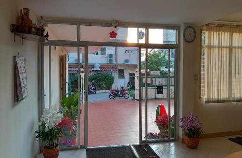 Jomtien Apartment | แมกซิม อพาร์ทเม้น 2