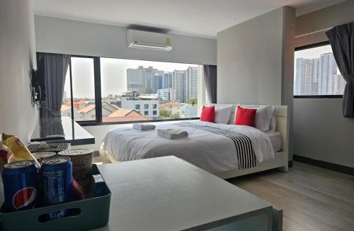 Chong Nonsi Hotel | โรงแรมแอเรียเพลส สาทร (AREA Place)