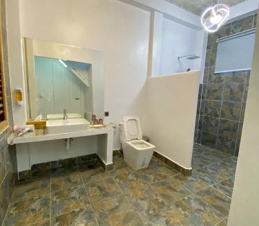 Thma Bang Cabin | សន្សើម-Sonserm