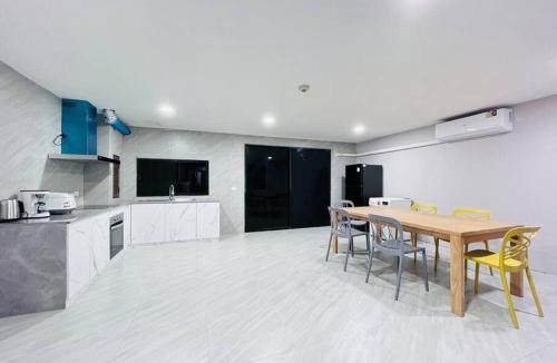 Ploenchit Apartment | 市中心Ruam精品别墅