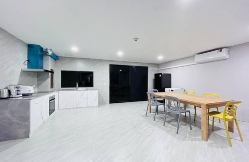 Ploenchit Apartment | 市中心Ruam精品别墅