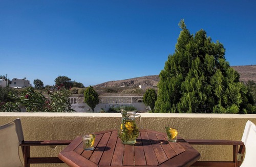 Agios Georgios Apartment | 1-Bed Apt at Bella Santorini, Near Perivolos beach