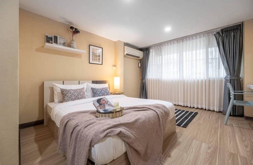Bangkok City Centre House | 100 m² House ∙ 4 bedrooms ∙ 8 guests