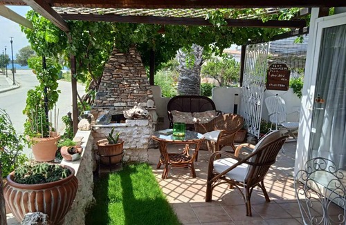 Nea Anchialos House | 115 m² House ∙ 2 bedrooms ∙ 4 guests
