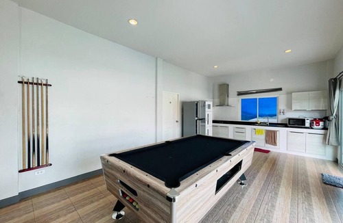 Pong Villa | 12 BR Pool Villa Near Mabprachan Lake Pattaya