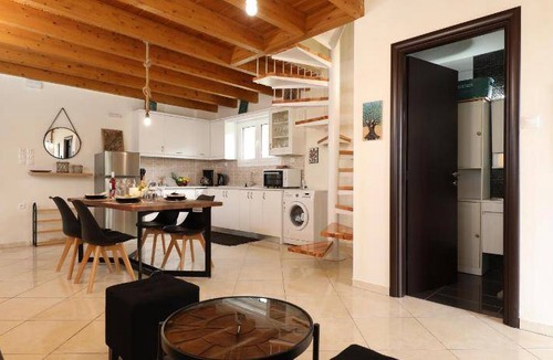 Mathes House | 120 m² House ∙ 2 bedrooms ∙ 6 guests