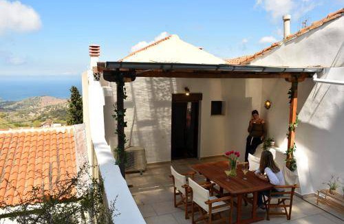 Samothrace House | 120 m² House ∙ 3 bedrooms ∙ 8 guests