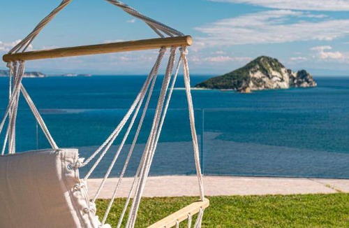 Limni Keri Resort | 120 m² Resort ∙ 4 bedrooms ∙ 10 guests