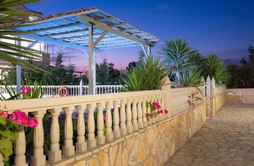 Agrilia House | 125 m² House ∙ 4 bedrooms ∙ 9 guests