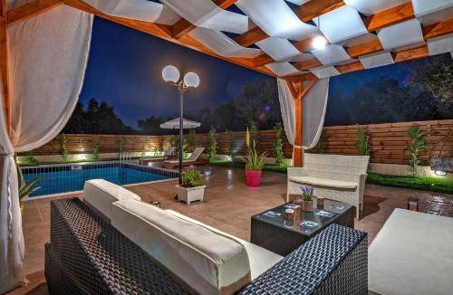 Agrilia Villa | 130 m² Villa ∙ 3 bedrooms ∙ 8 guests