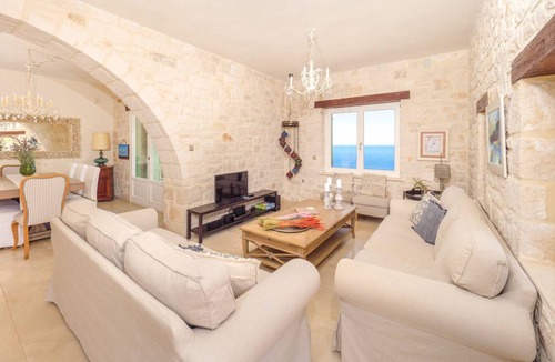 Skinaria Villa | 130 m² Villa ∙ 5 bedrooms ∙ 9 guests