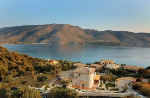 Plataria House | 132 m² House ∙ 4 bedrooms ∙ 8 guests