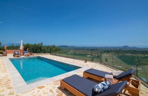 Romirion Hotel | 135 m² Hotel ∙ 3 bedrooms ∙ 8 guests