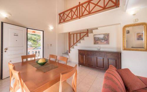 Romirion Hotel | 135 m² Hotel ∙ 3 bedrooms ∙ 8 guests