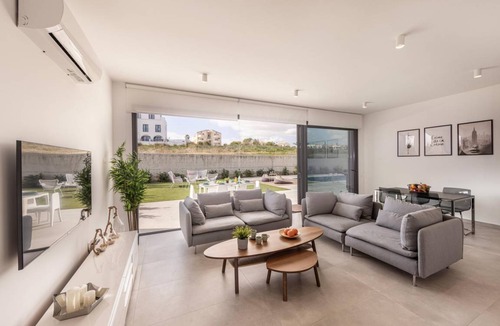 Pernera Villa | 140 m² Villa ∙ 3 bedrooms ∙ 6 guests