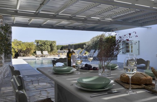 Paros Villa | 140 m² Villa ∙ 3 bedrooms ∙ 6 guests