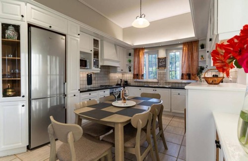 Kypseli Villa | 144 m² Villa ∙ 3 bedrooms ∙ 6 guests