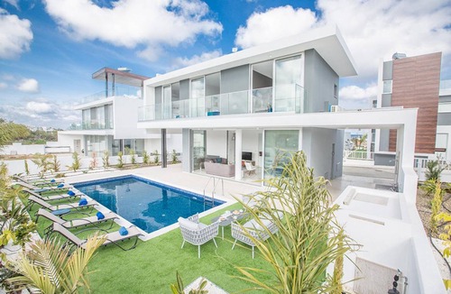 Protaras Villa | 150 m² Villa ∙ 3 bedrooms ∙ 8 guests