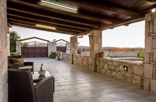 Episkopi Villa | 150 m² Villa ∙ 3 bedrooms ∙ 7 guests