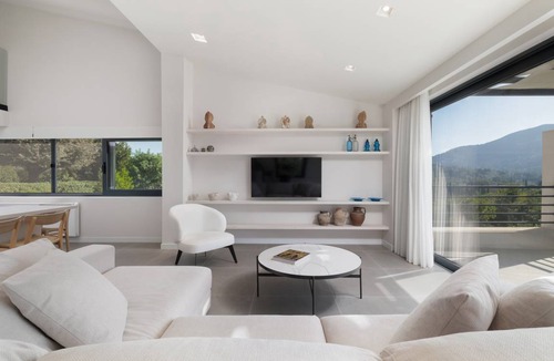 Corfu Villa | 160 m² Villa ∙ 3 bedrooms ∙ 6 guests