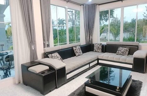 San Pa Thong House | 1600 m² House ∙ 4 bedrooms ∙ 20 guests