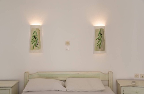 Paros House | 18 m² House ∙ 1 bedroom ∙ 2 guests