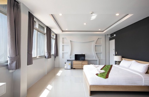 Si Phraya Hotel | 185 @ Surawong Hotel