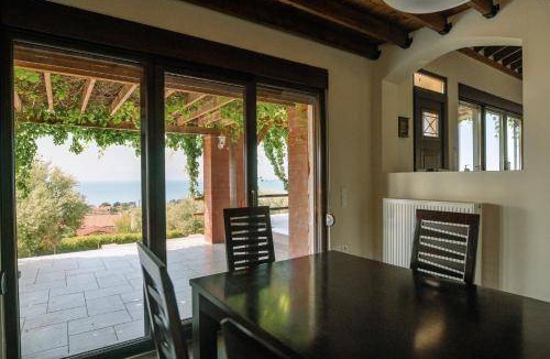Alexandroupoli House | 190 m² House ∙ 4 bedrooms ∙ 8 guests