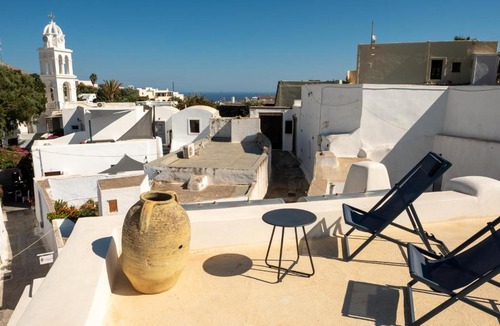 Megalochori House | 1912 Heritage Residence Santorini, Main Square