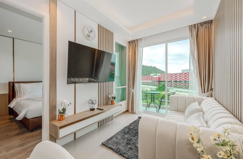 Phuket Villa | 1BR Pool Gym Game Room C220