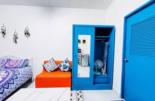 Chan Kasem House | 208 Budget Room Wi-Fi Utilities Bangkoks center