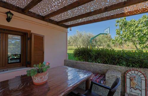 Katerini Villa | 214 m² Villa ∙ 4 bedrooms ∙ 11 guests