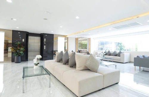 Racha Thewa Hotel | 24 m² Hotel ∙ 2 guests