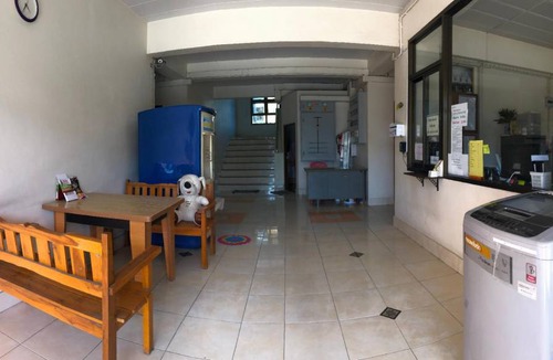 Nakhon Chai Si Hotel | 24 m² Hotel ∙ 2 guests