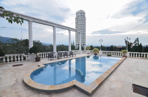 Pong Ta Long Villa | 248 m² Villa ∙ 5 bedrooms ∙ 10 guests